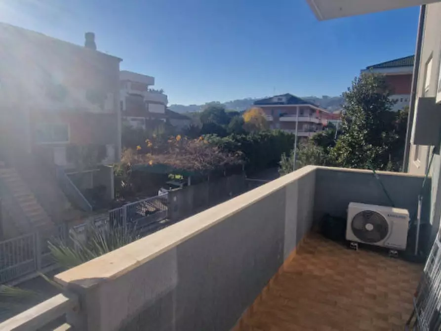 Immagine 8 di Appartamento in affitto  in Via Secchia a Montesilvano