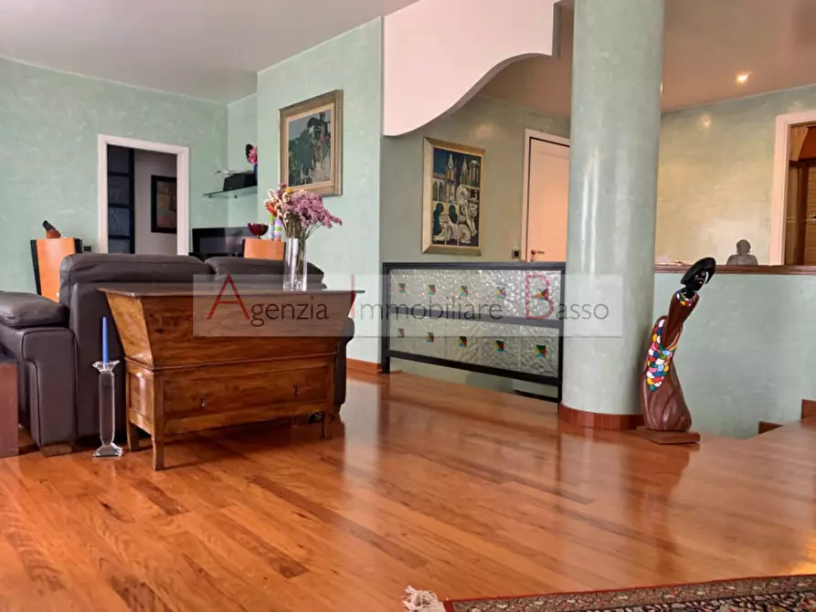 Immagine 1 di Appartamento in vendita  in VIA ANFOSSI a Padova