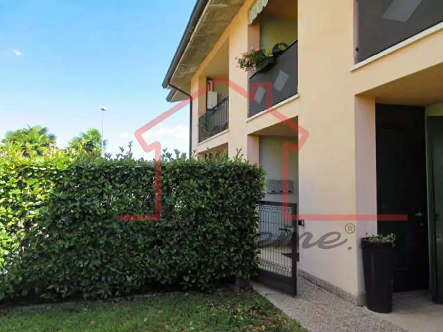 Immagine 2 di Appartamento in vendita  in Via Bressani a Tezze Sul Brenta