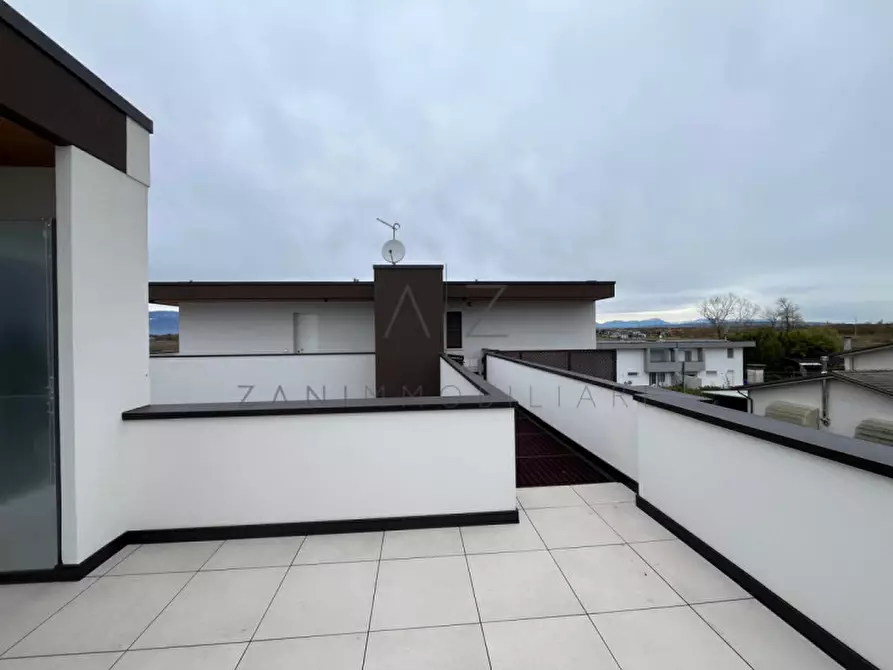 Immagine 9 di Attico in vendita  in Via Postioma di Salvarosa a Castelfranco Veneto