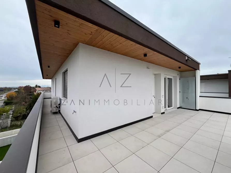 Immagine 11 di Attico in vendita  in Via Postioma di Salvarosa a Castelfranco Veneto