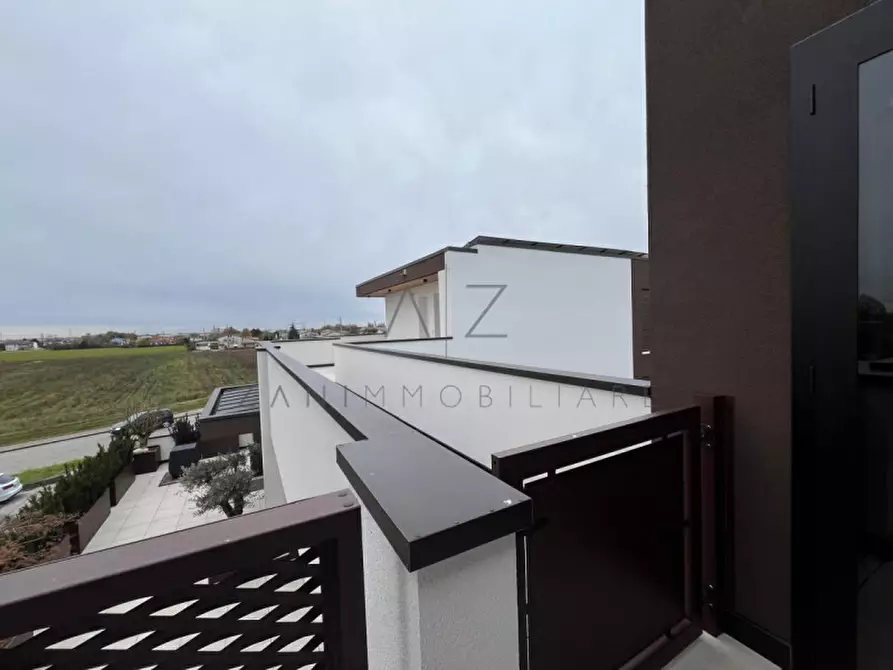 Immagine 12 di Attico in vendita  in Via Postioma di Salvarosa a Castelfranco Veneto