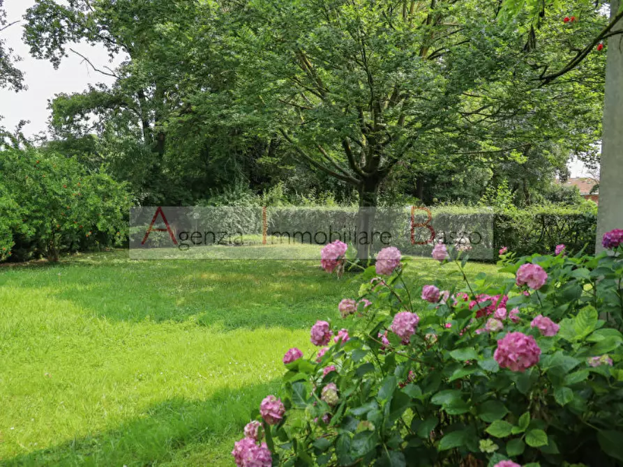 Immagine 3 di Villa in vendita  in via forcellilni a Padova