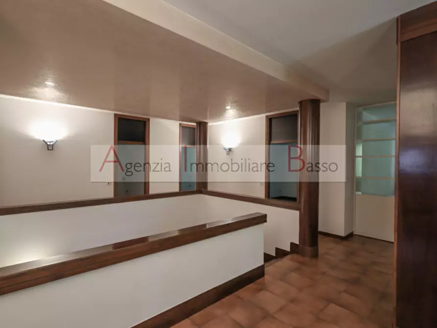 Immagine 16 di Villa in vendita  in via forcellilni a Padova