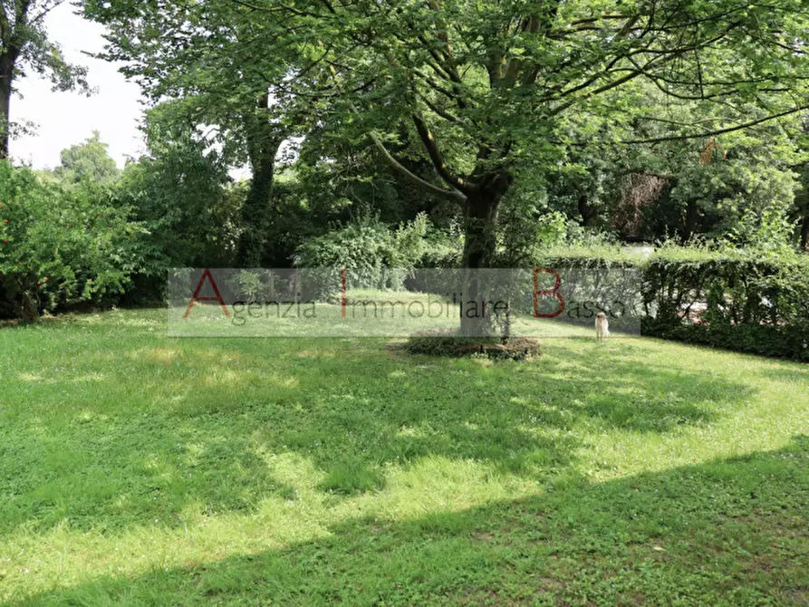 Immagine 28 di Villa in vendita  in via forcellilni a Padova