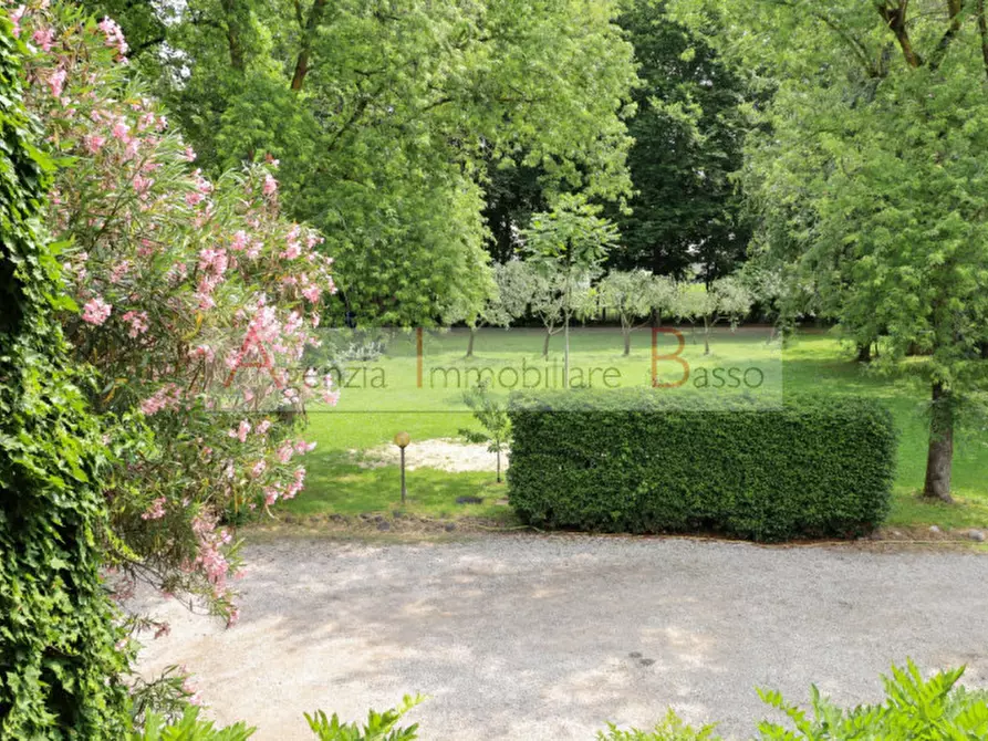 Immagine 34 di Villa in vendita  in via forcellilni a Padova