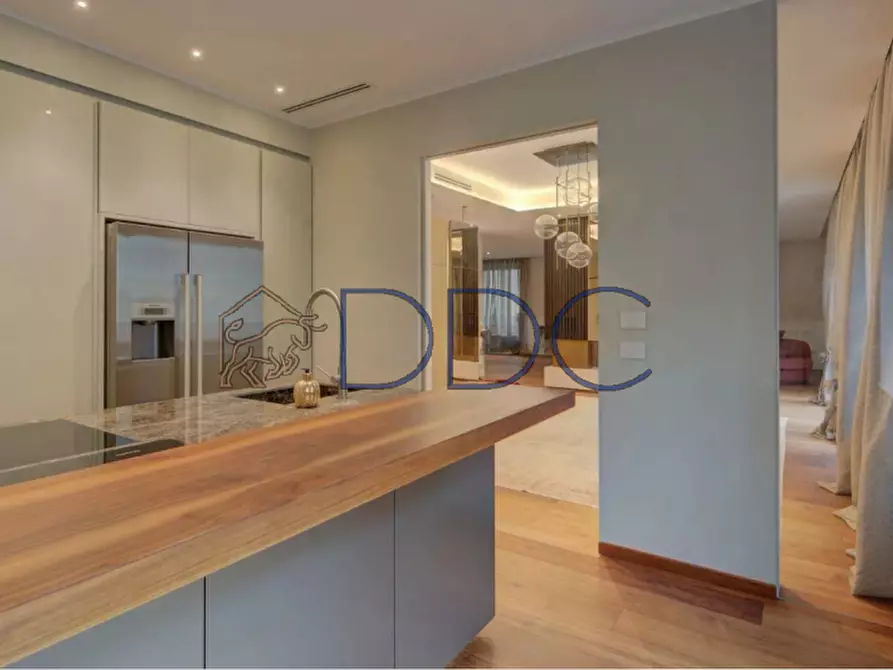 Immagine 6 di Appartamento in vendita  in Via Giuseppe Luigi Lagrange 24 a Torino