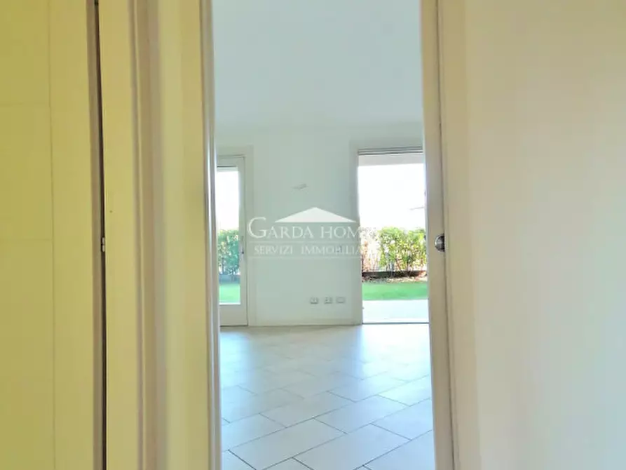 Immagine 9 di Appartamento in affitto  in via Marzabotto a Desenzano Del Garda