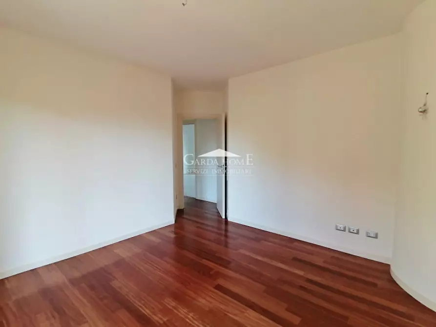 Immagine 11 di Appartamento in affitto  in via Marzabotto a Desenzano Del Garda