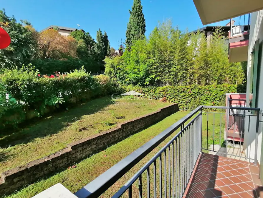Immagine 19 di Appartamento in affitto  in via Marzabotto a Desenzano Del Garda