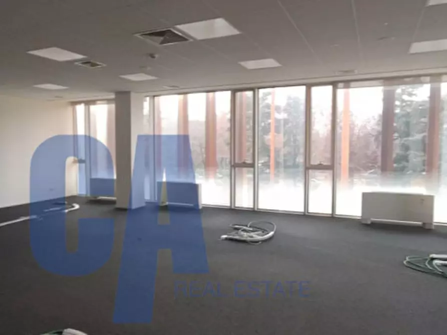 Immagine 10 di Ufficio in affitto  in VIALE SARCA a Milano