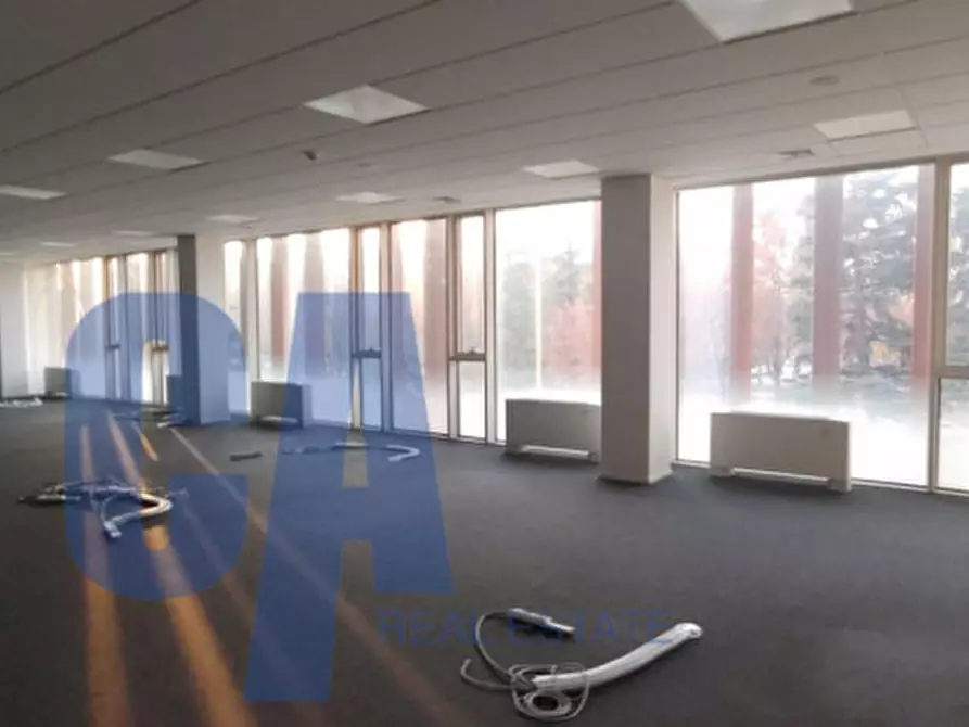 Immagine 17 di Ufficio in affitto  in VIALE SARCA a Milano