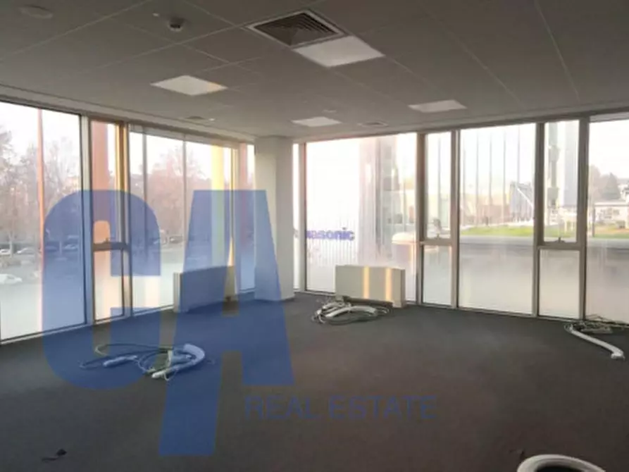 Immagine 20 di Ufficio in affitto  in VIALE SARCA a Milano