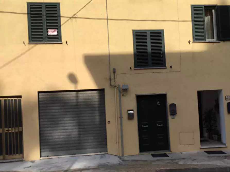 Immagine 6 di Appartamento in vendita  in VIA INGEGNERE MARIO GALIANI n. 29 Piano 1 a Oliena