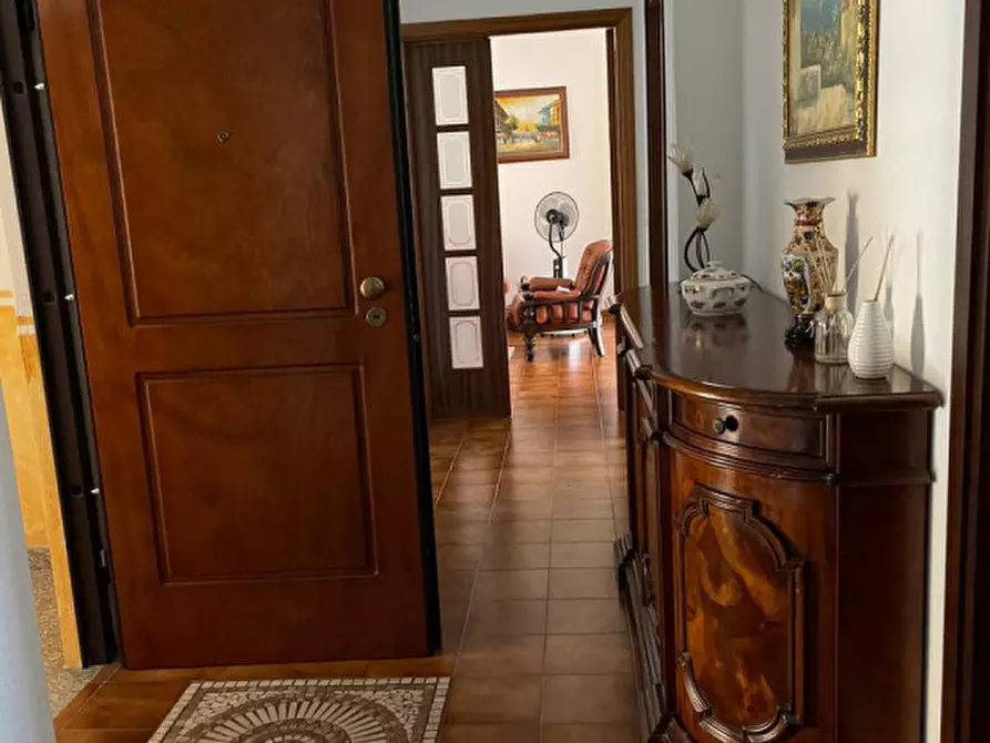 Immagine 13 di Appartamento in vendita  in VIA INGEGNERE MARIO GALIANI n. 29 Piano 1 a Oliena