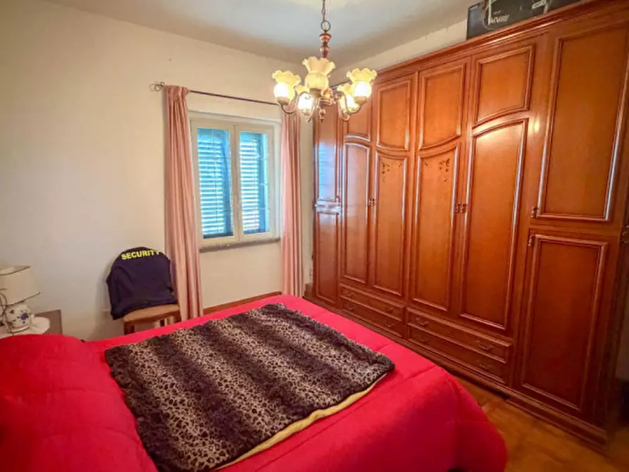 Immagine 22 di Appartamento in vendita  in VIA INGEGNERE MARIO GALIANI n. 29 Piano 1 a Oliena