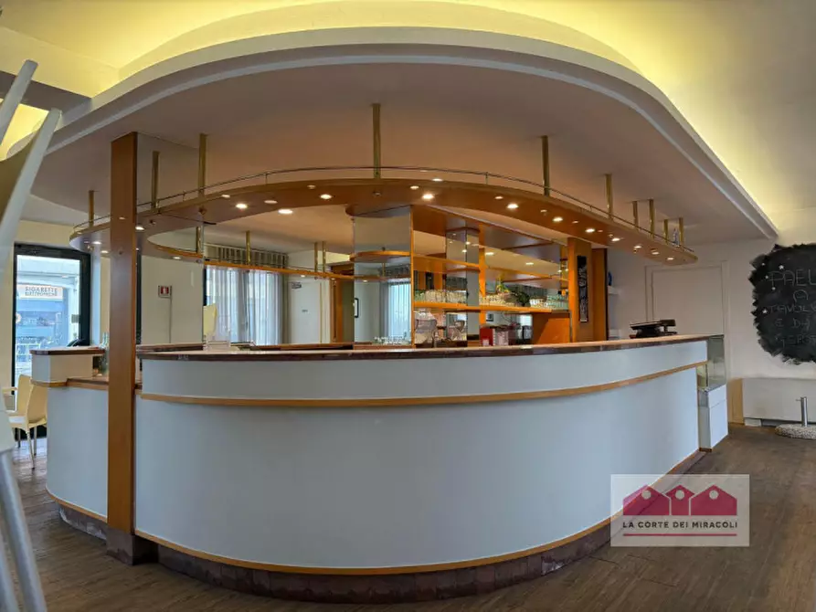 Immagine 1 di Hotel in vendita  in Via Roma a Grisignano Di Zocco