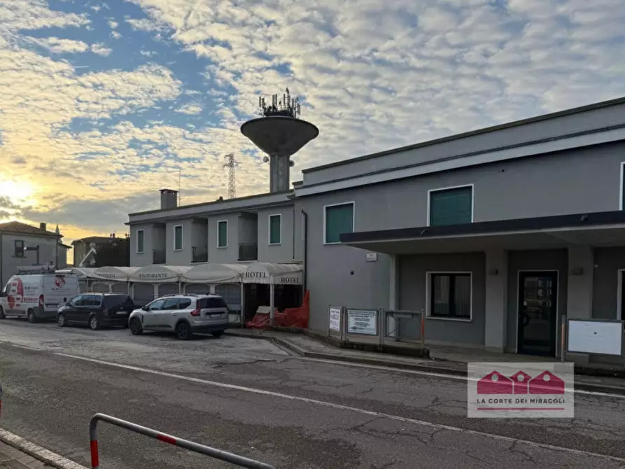 Immagine 15 di Hotel in vendita  in Via Roma a Grisignano Di Zocco