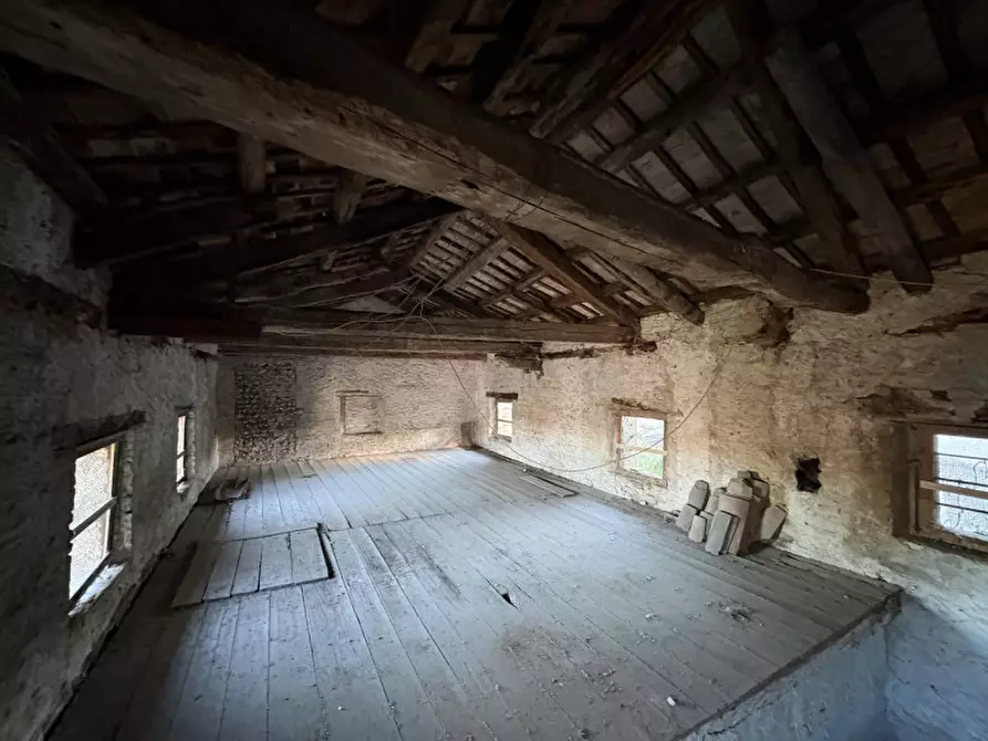 Immagine 7 di Rustico / casale in vendita  in Via Primo Maggio a Pradamano