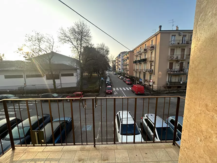 Immagine 14 di Appartamento in vendita  in Via Italo Montemezzi a Verona