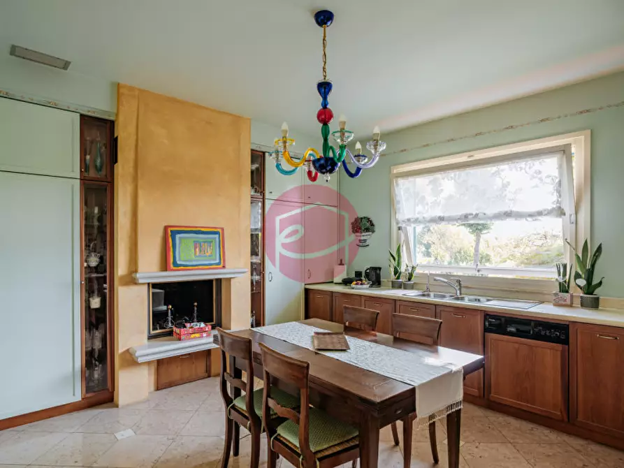 Immagine 14 di Villa in vendita  a Savignano Sul Rubicone