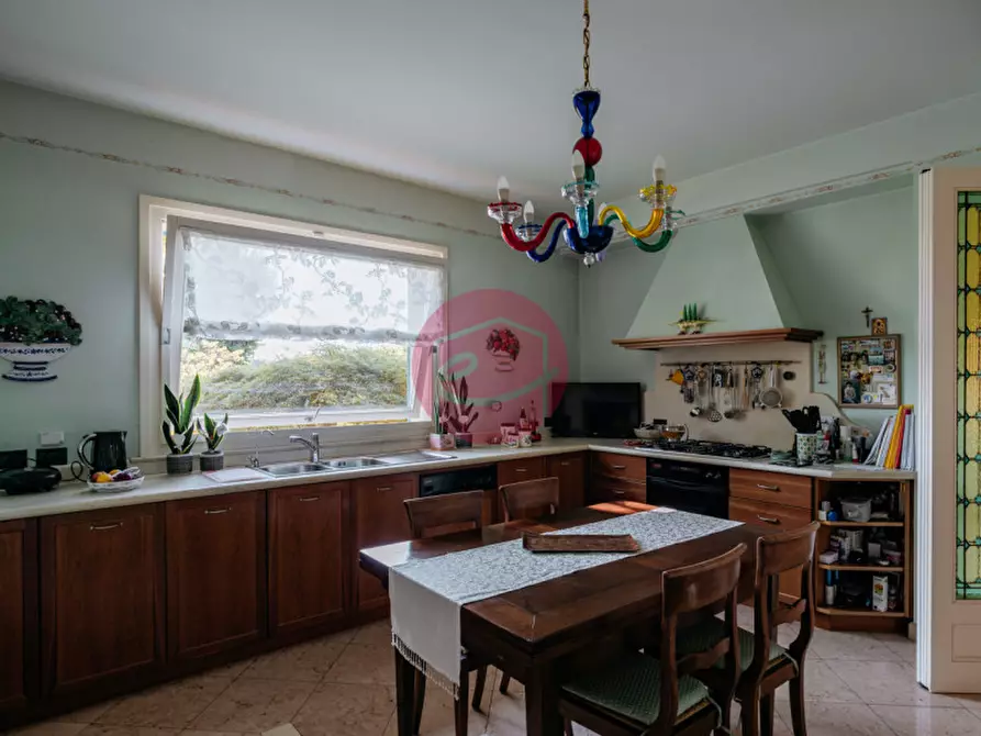 Immagine 15 di Villa in vendita  a Savignano Sul Rubicone