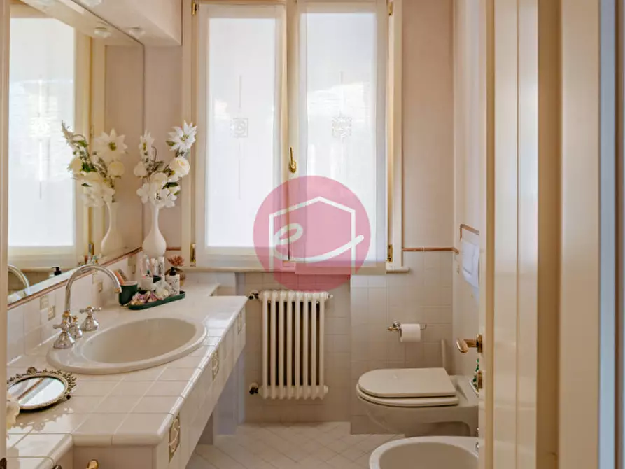 Immagine 16 di Villa in vendita  a Savignano Sul Rubicone