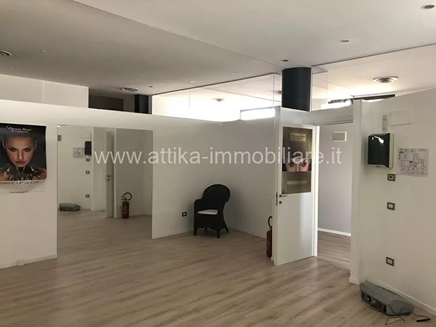 Immagine 1 di Negozio in affitto  in Via Settabile a Este