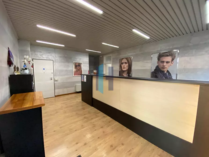 Immagine 1 di Ufficio in vendita  in Via Genova 76 a Brescia