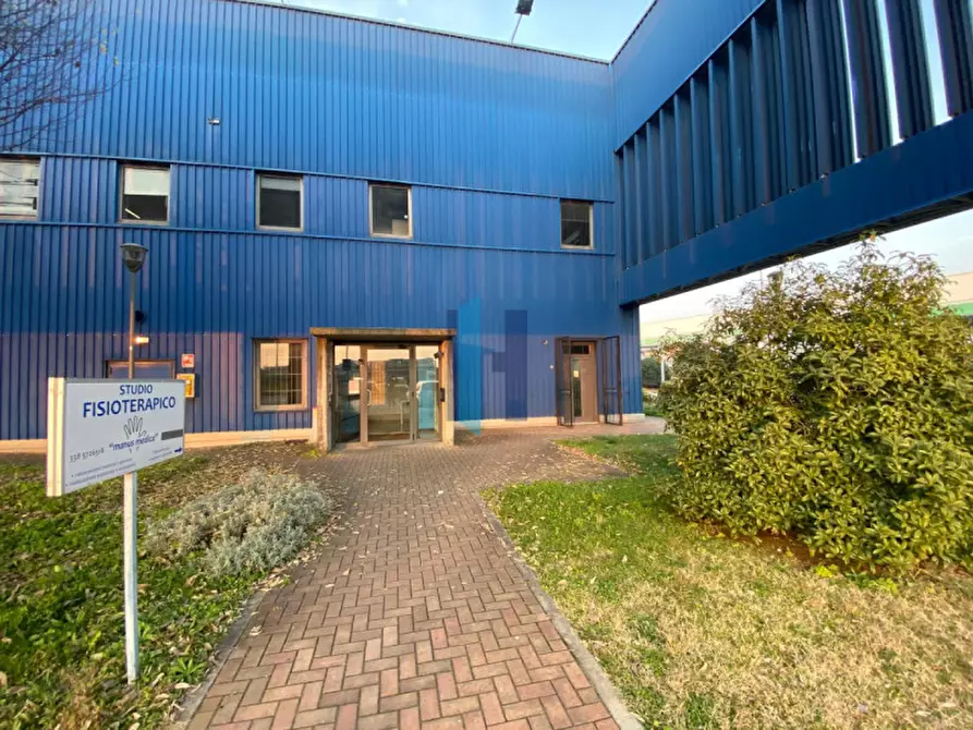 Immagine 2 di Ufficio in vendita  in Via Genova 76 a Brescia