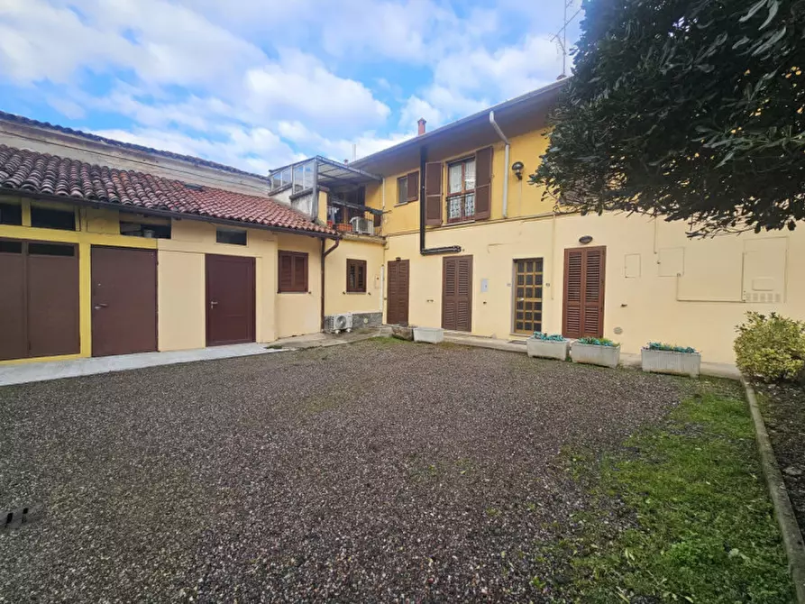 Immagine 2 di Appartamento in vendita  in Via Porta Ronca 15 a Rho