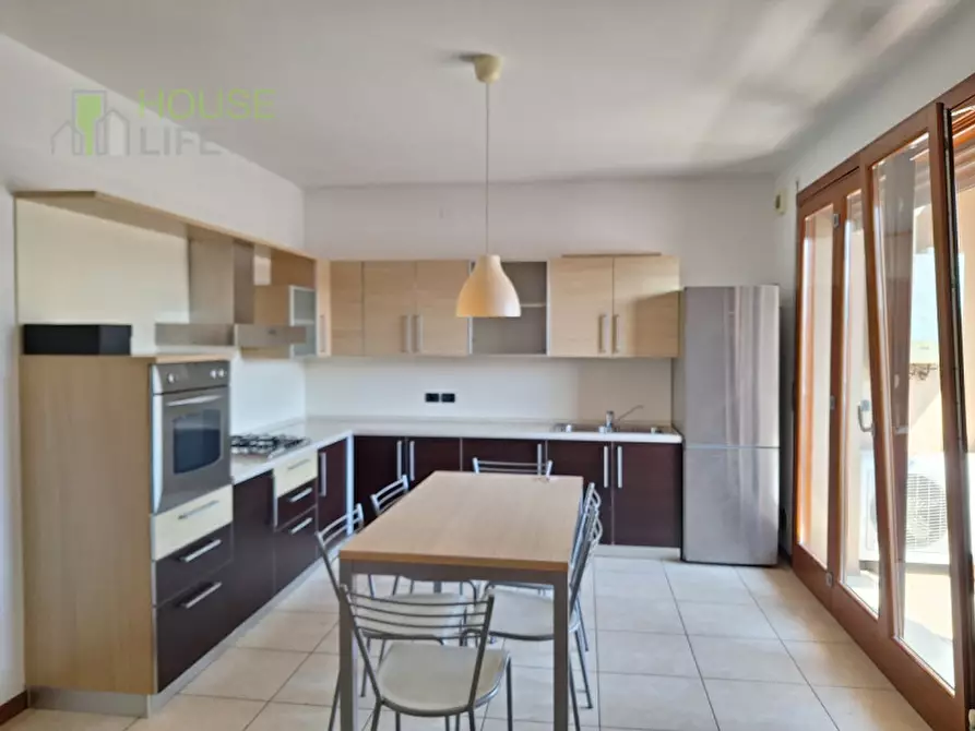 Immagine 2 di Appartamento in vendita  in Via Ortigara a Malo