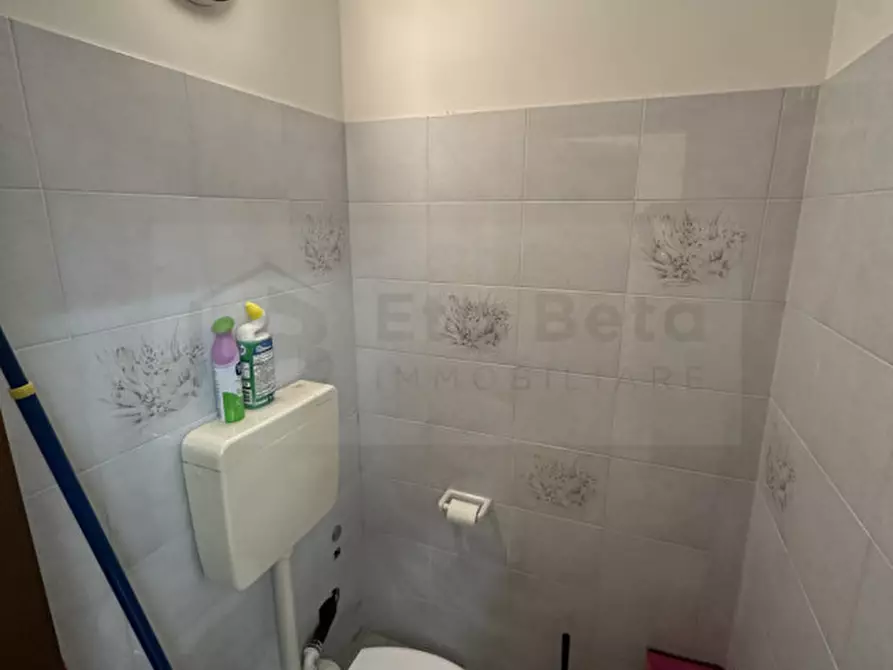 Immagine 5 di Negozio in vendita  in Via Trieste a Piazzola Sul Brenta