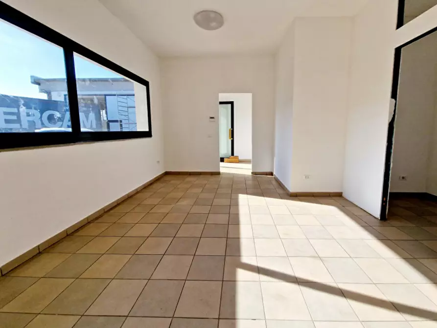 Immagine 18 di Capannone industriale in vendita  in Via Alessandro Volta a Borgo Veneto