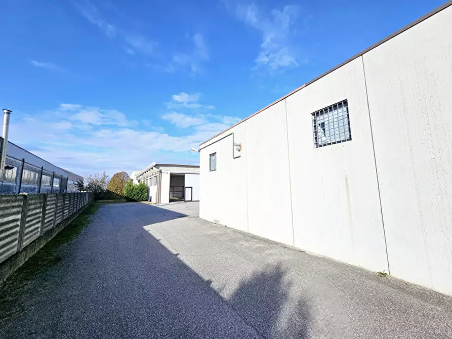 Immagine 22 di Capannone industriale in vendita  in Via Alessandro Volta a Borgo Veneto