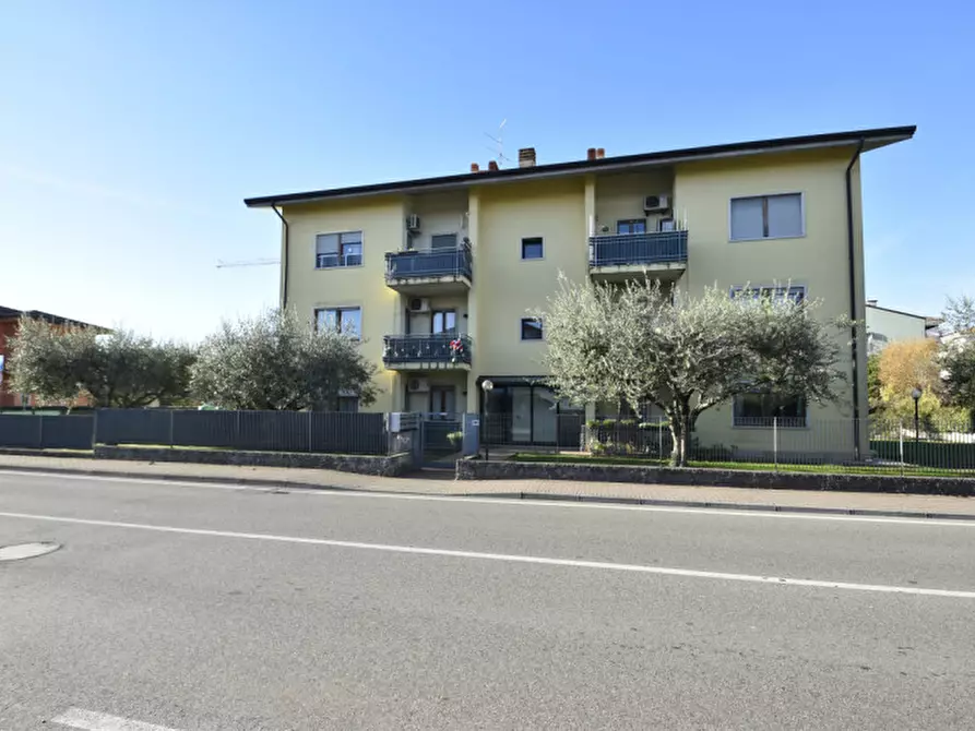 Immagine 1 di Appartamento in vendita  in Via degli Scaligeri 46 a Bussolengo