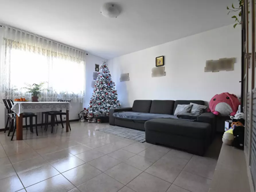 Immagine 2 di Appartamento in vendita  in Via degli Scaligeri 46 a Bussolengo