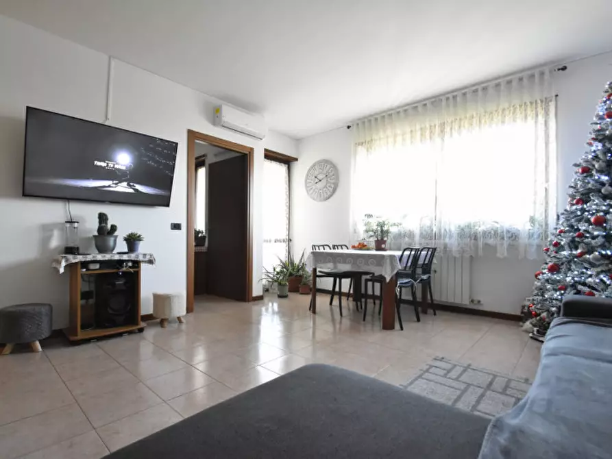 Immagine 5 di Appartamento in vendita  in Via degli Scaligeri 46 a Bussolengo