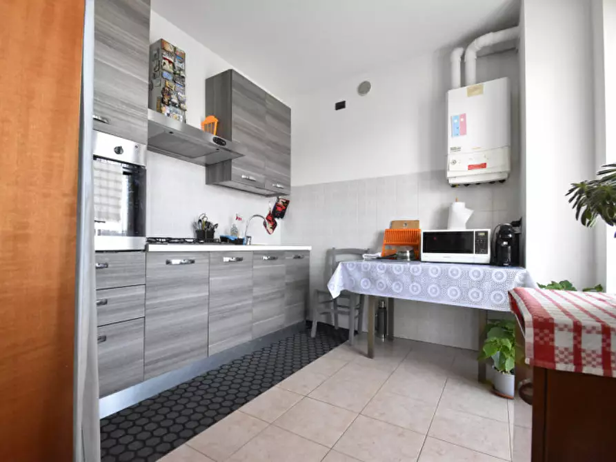 Immagine 8 di Appartamento in vendita  in Via degli Scaligeri 46 a Bussolengo