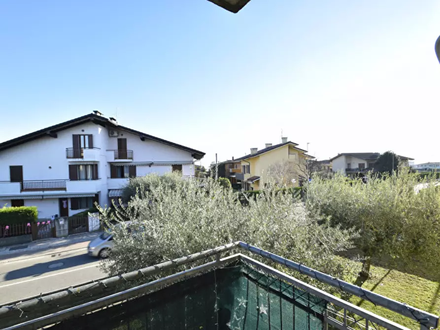 Immagine 11 di Appartamento in vendita  in Via degli Scaligeri 46 a Bussolengo