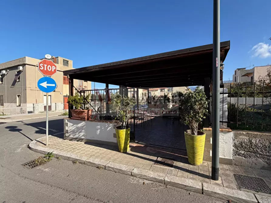 Immagine 14 di Attività commerciale in affitto  in Via Sottolume a Reggio Di Calabria