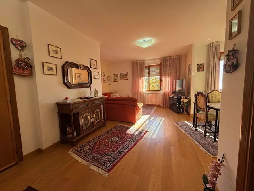 Immagine 1 di Appartamento in vendita  a Perugia