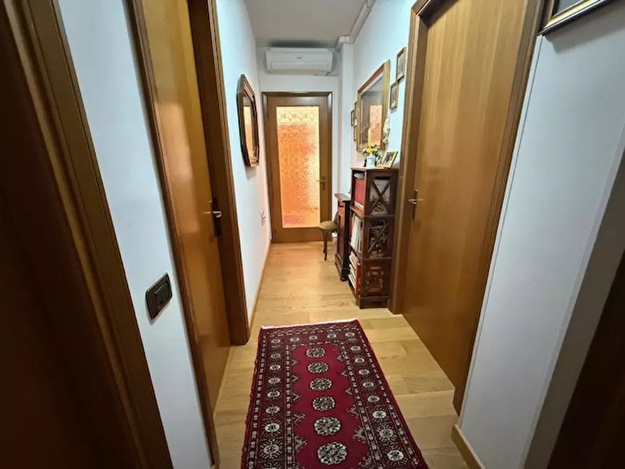 Immagine 18 di Appartamento in vendita  a Perugia