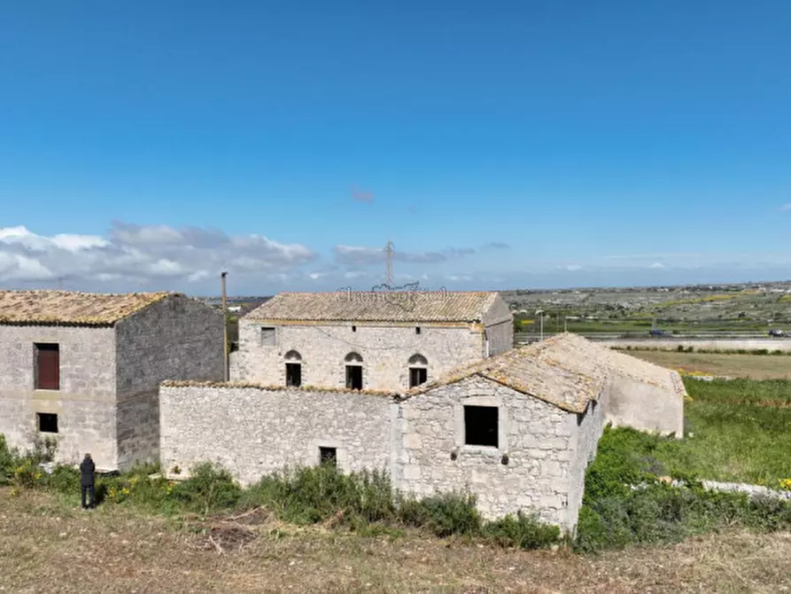 Immagine 1 di Villa in vendita  in Contrada Magazzinazzi km 9 a Ragusa