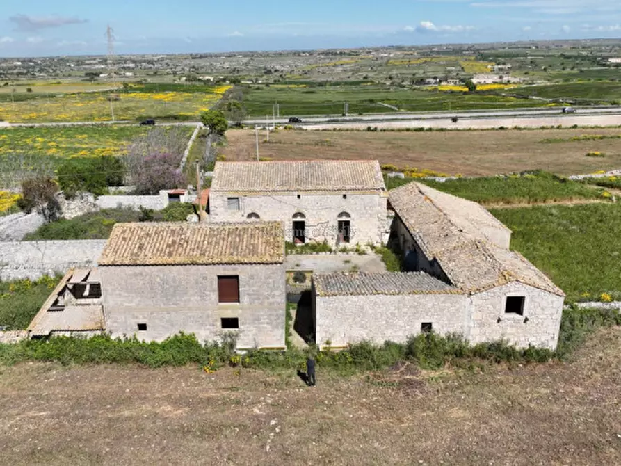Immagine 4 di Villa in vendita  a Ragusa
