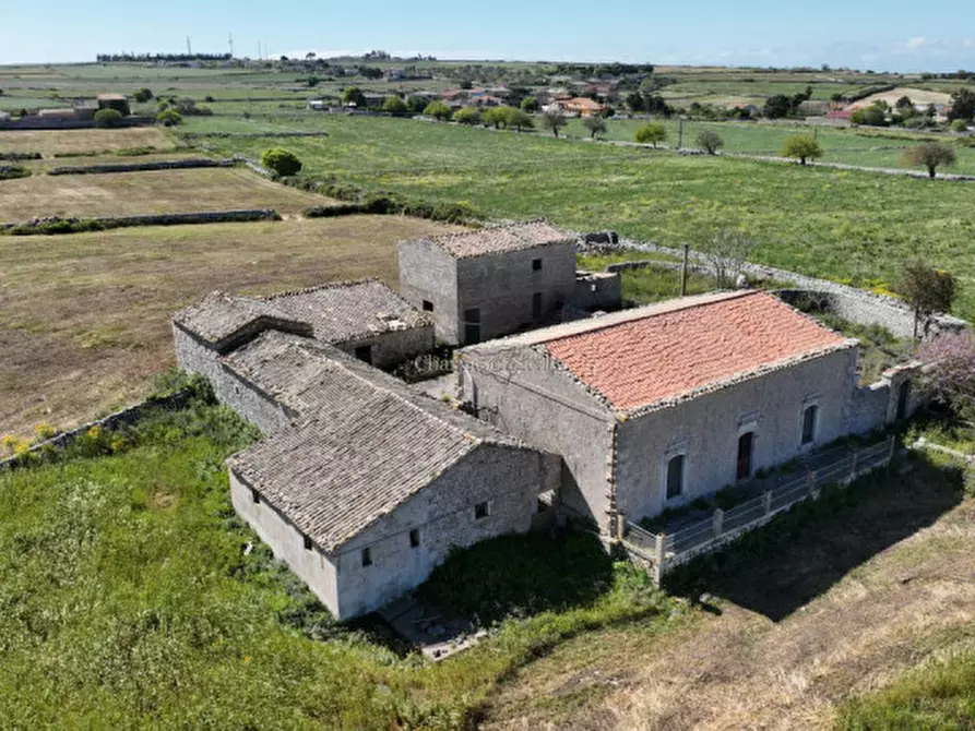 Immagine 5 di Villa in vendita  a Ragusa