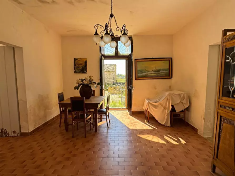 Immagine 27 di Villa in vendita  a Ragusa