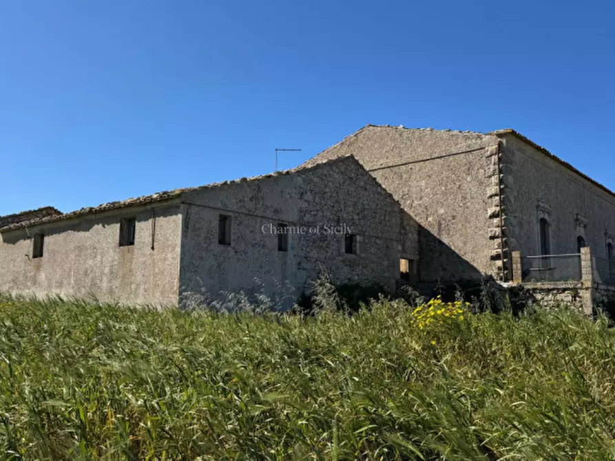 Immagine 29 di Villa in vendita  a Ragusa
