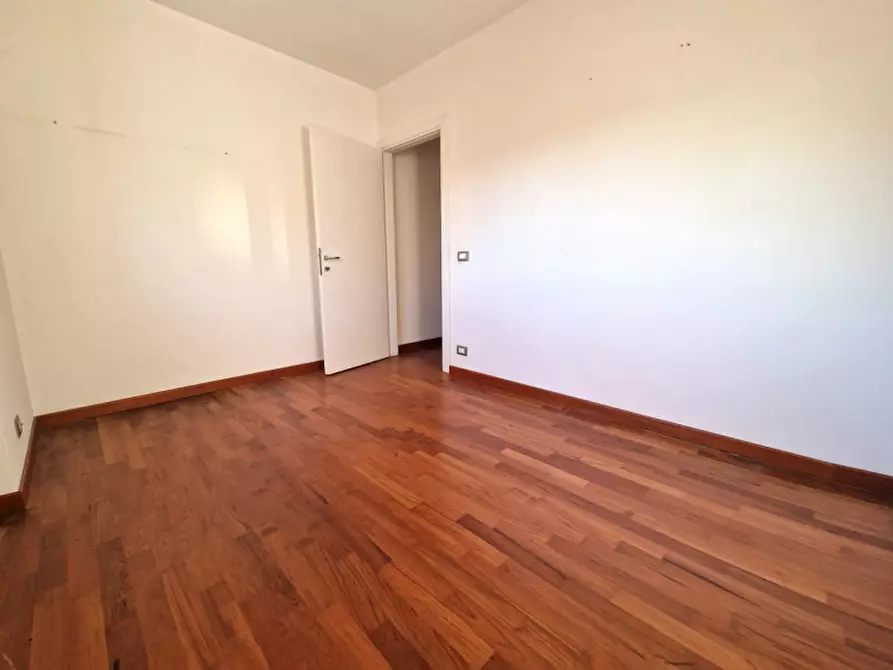 Immagine 16 di Appartamento in vendita  in Viale Battaglione Framarin a Vicenza