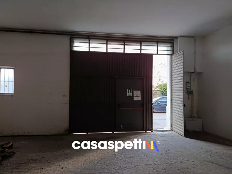 Immagine 10 di Garage in vendita  in Via Silvio Pellico a San Pancrazio Salentino